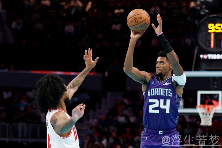 公牛惊险战胜黄蜂 止住连败颓势 公牛惊险战胜黄蜂 止住连败颓势